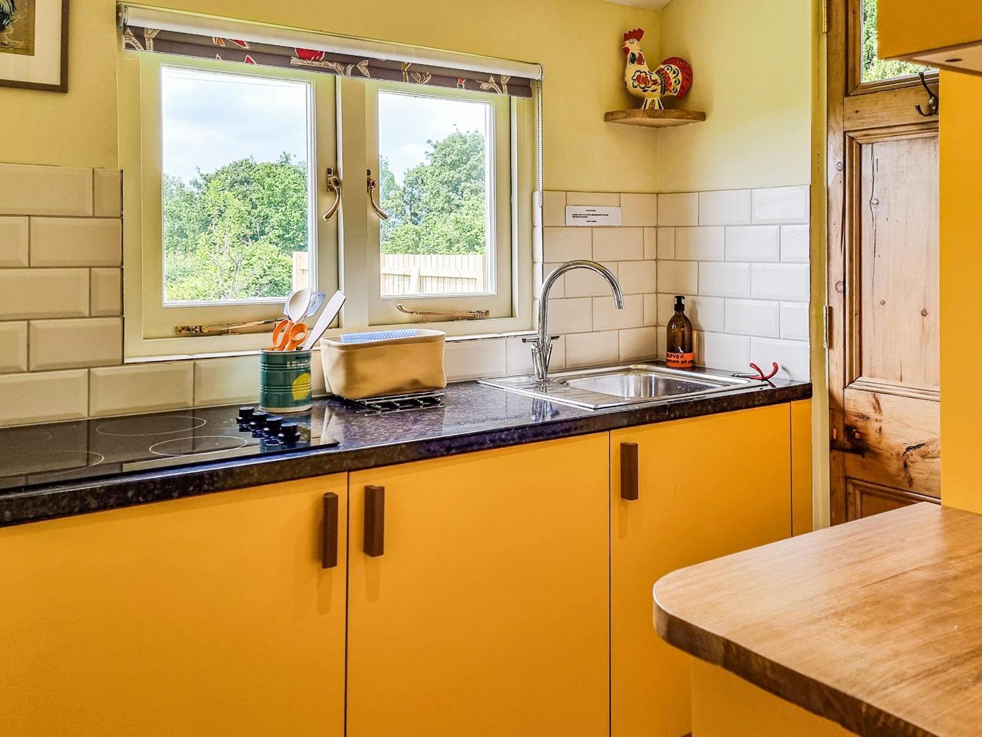 Walnut Lodge Вэллс Экстерьер фото